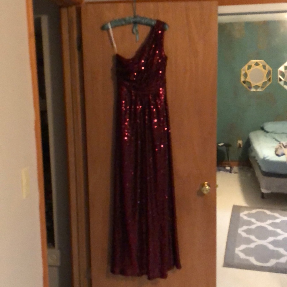 Reverie Sequin Formal Dress